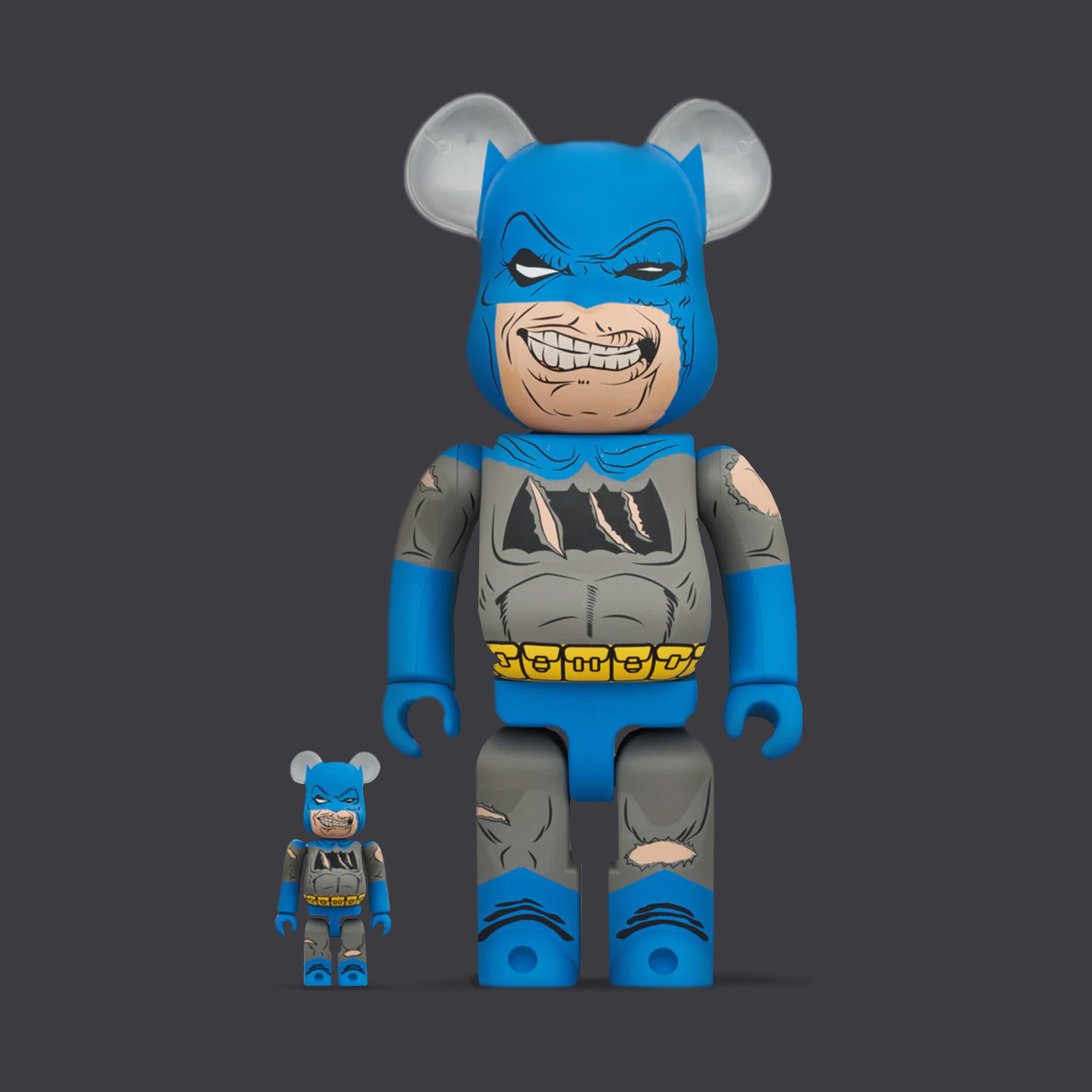 BEARBRICK 400% THE DARK KNIGHT RETURNS BATMAN TRIUMPHANT 2-PACK