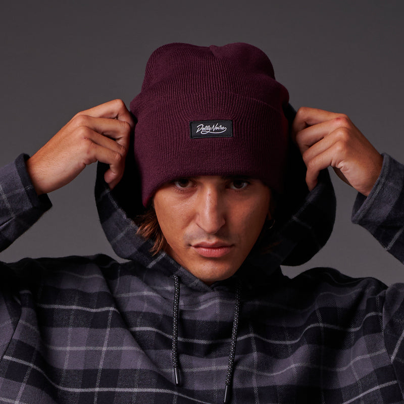 Dolly Noire Label Beanie Bordeaux
