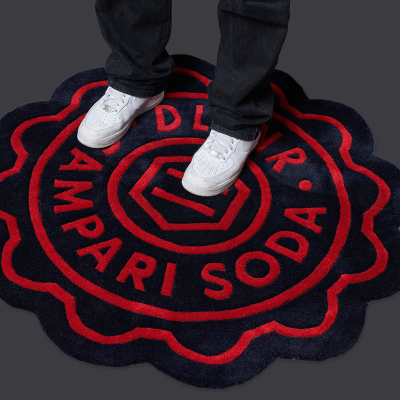 DLYNR / Campari Soda Rug Black / Red