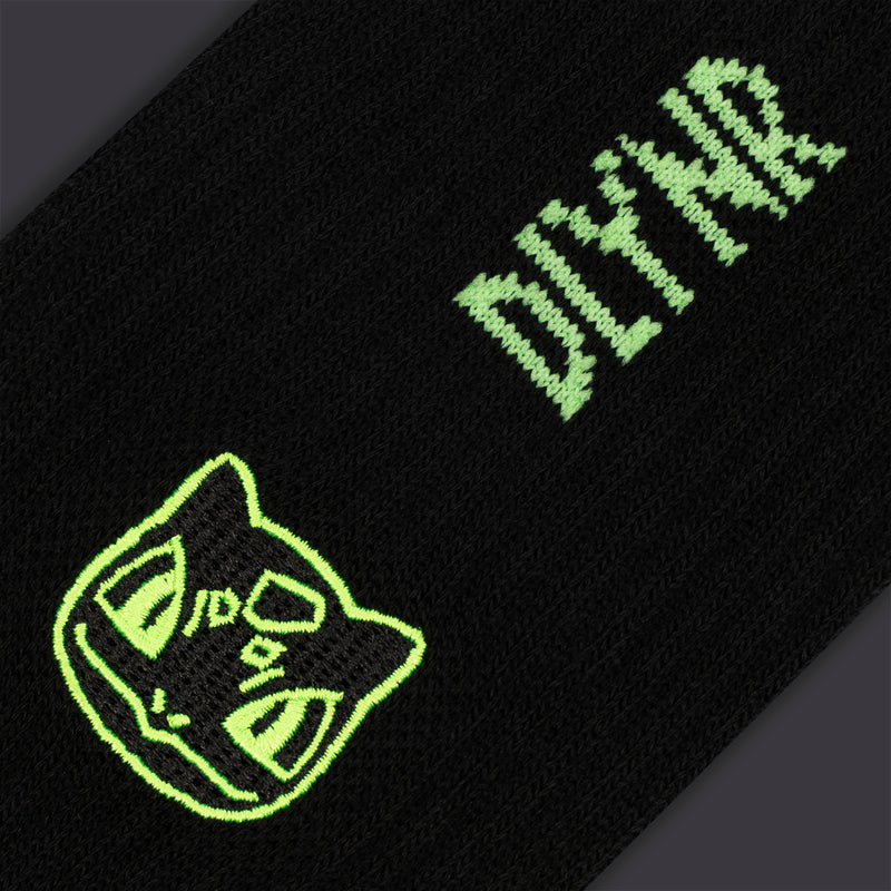 DLYNR / Pokemon - Bulbasaur Socks